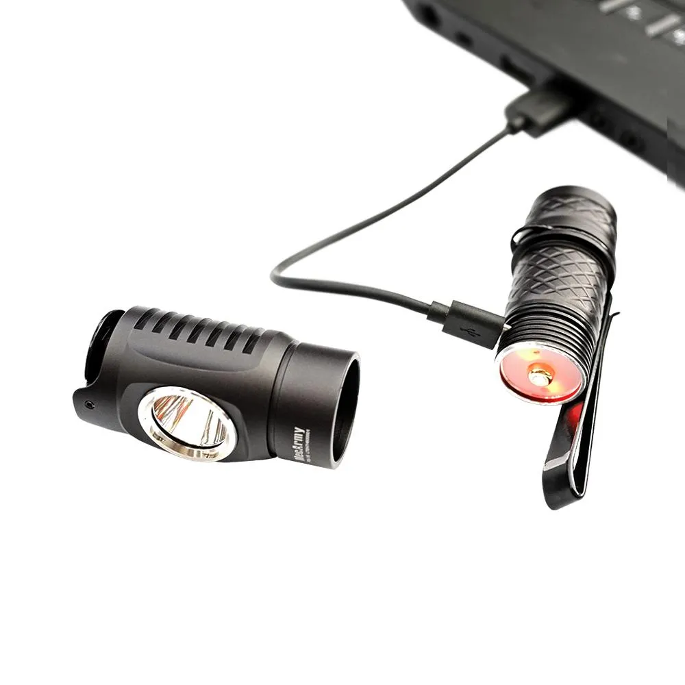 FM Series Dual Switch 1000 Lumens Compact Flashlight