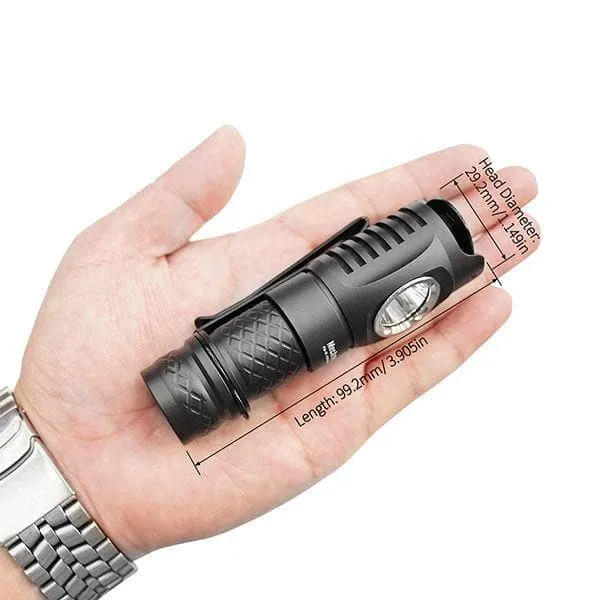 FM Series Dual Switch 1000 Lumens Compact Flashlight